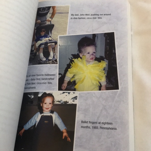 ⚡️FINAL PRICE⚡️ Johnny Weir “Welcome To My World” book - Picture 4 of 11